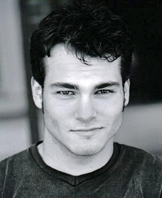 Shawn Roberts photo