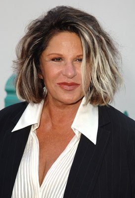 Lainie Kazan photo