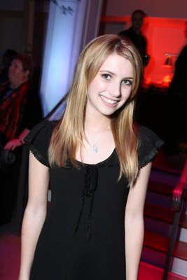 Emma Roberts photo