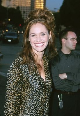 Amy Brenneman photo