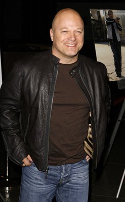 Michael Chiklis photo