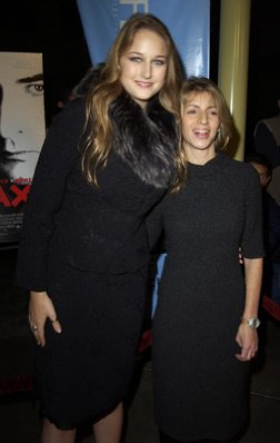 Leelee Sobieski photo