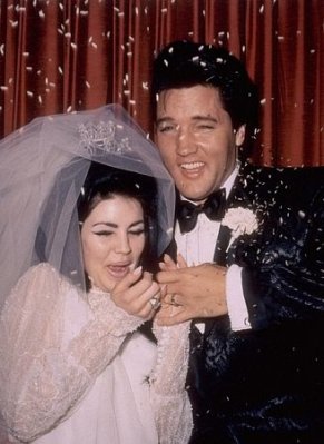 Priscilla Presley photo