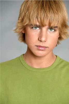 Cody Linley photo