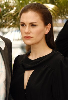 Anna Paquin photo