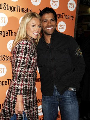Mark Consuelos photo