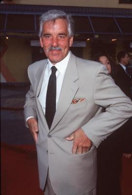 Dennis Farina photo