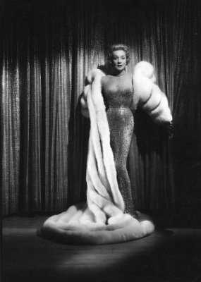 Marlene Dietrich photo