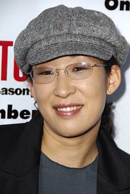 Sandra Oh photo