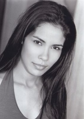 Daniella Alonso photo