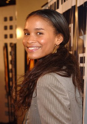 Joy Bryant photo