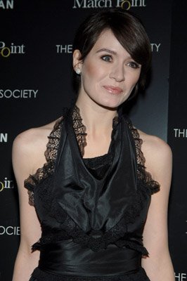 Emily Mortimer photo