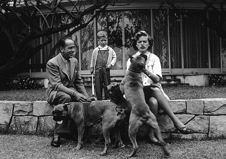 Humphrey Bogart photo