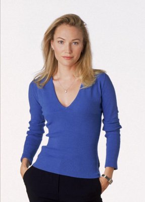 Sarah Wynter photo