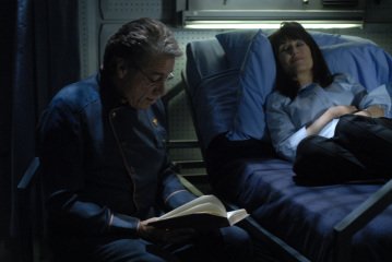 Mary McDonnell photo