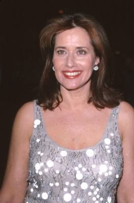 Lorraine Bracco photo