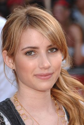 Emma Roberts photo