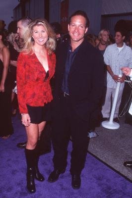 Steve Guttenberg photo