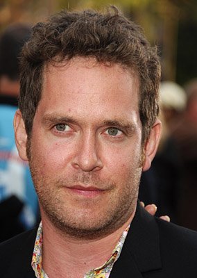 Tom Hollander photo
