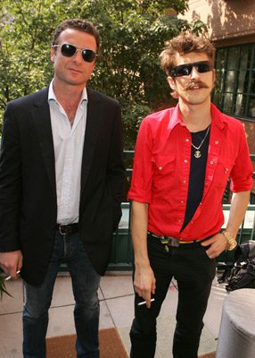 Liev Schreiber photo