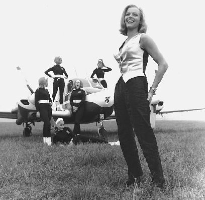 Honor Blackman photo