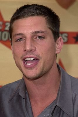 Simon Rex photo