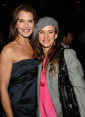 Brooke Shields photo