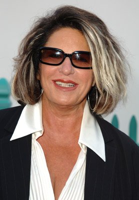 Lainie Kazan photo