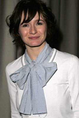 Emily Mortimer photo