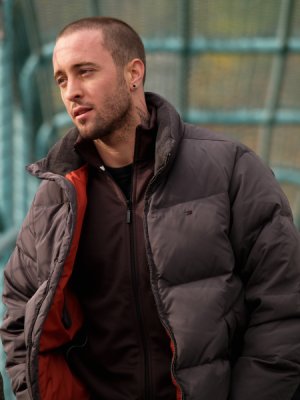 Alex O'Loughlin photo