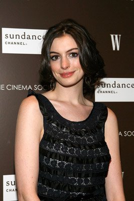 Anne Hathaway photo