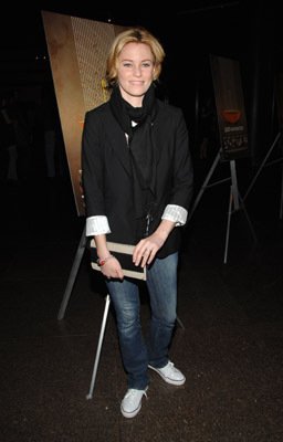 Elizabeth Banks photo