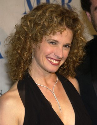 Nancy Travis photo