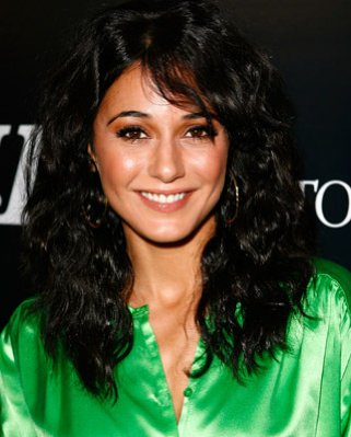Emmanuelle Chriqui photo
