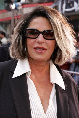 Lainie Kazan photo