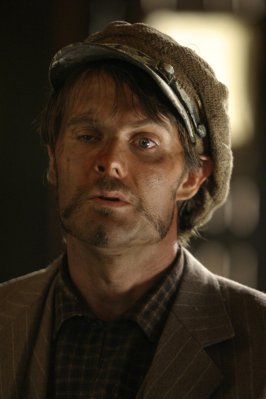 Garret Dillahunt photo