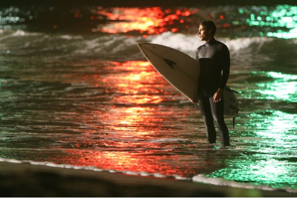 Dustin Milligan photo