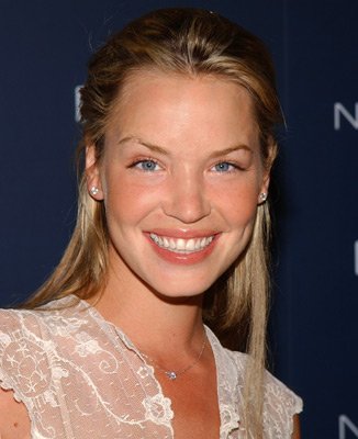 Ashley Scott photo