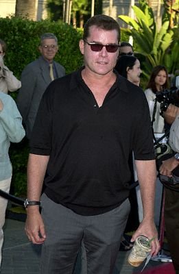Ray Liotta photo