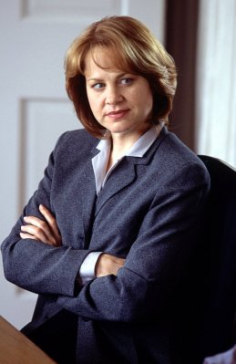 Deirdre Lovejoy photo