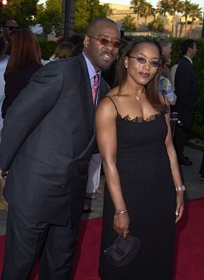 Angela Bassett photo