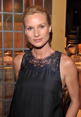 Nicollette Sheridan photo