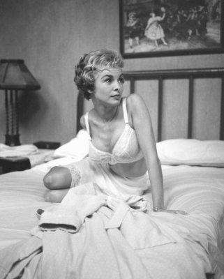 Janet Leigh photo