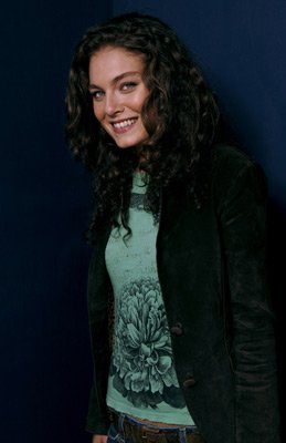 Alexa Davalos photo