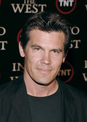 Josh Brolin photo