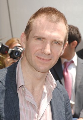 Ralph Fiennes photo