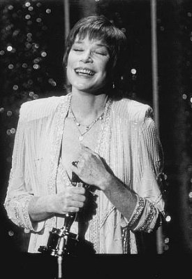 Shirley MacLaine photo