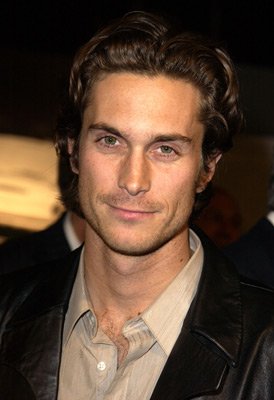 Oliver Hudson photo