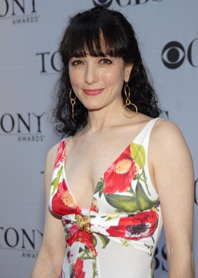 Bebe Neuwirth photo