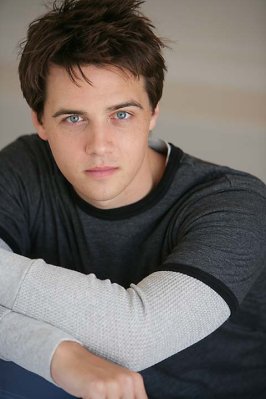 Zachary Bostrom photo